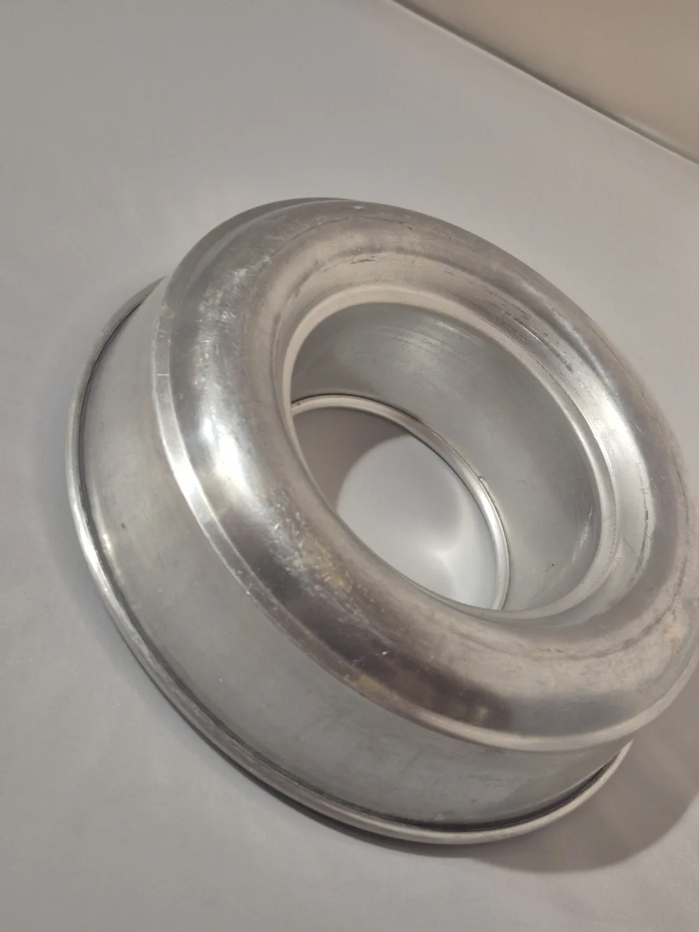 Aluminum Ring Jello Mold - Silver Vintage